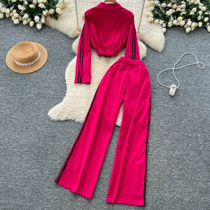 Conjunto Deportivo de 2 Piezas para Mujer, Top Corto a Rayas con Bloques de Color Sólido y Pantalones Deportivos de Manga Larga para Otoño e Invierno - Product Image 2
