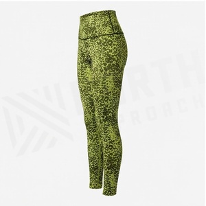 Leggings taille haute imprimé léopard, longueur intégrale, avec effet froncé aux fesses, en Spandex et Polyester, extensibles dans les quatre sens, pour le yoga - Product Image 3