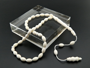 Tasbih de Hueso Tallado Natural, Elegante Regalo Islámico, Rosario - Product Image 3