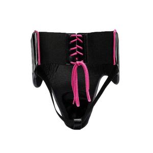 Nouvel ensemble de sparring MMA noir et rose : Gants à lacets, protège-tête intégral, protège-glande, en PVC respirant, imperméable et anti-UV - Product Image 5