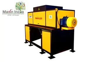 Broyeur de déchets FRP de qualité industrielle à double arbre semi-automatique 500 kg/h pour le recyclage des plastiques - Product Image 2