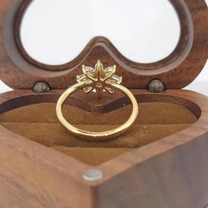 Anillo de compromiso floral de oro amarillo con racimo de diamantes marquesa, elegante banda de aniversario, regalo de joyería nupcial vintage - Product Image 3