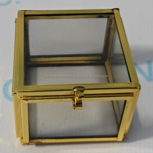 Caja organizadora de joyas de cristal con marco cuadrado clásico de latón, almacenamiento transparente para anillos, pendientes, colgantes, estuche decorativo de exhibición. - Product Image 4