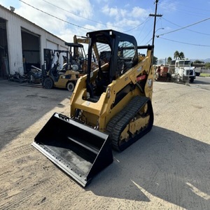 Chargeuse compacte sur chenilles CAT 259D3 pour la construction et la manutention de matériaux - Product Image 2