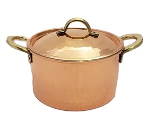 Casserole en cuivre martelé artisanal avec un design écologique, couvercle en acier inoxydable, ustensiles de cuisine de luxe pour cuisines gastronomiques - Product Image 1