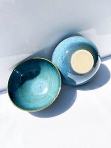 ชุดชามเซรามิกดีไซน์ลายเส้นสีครามเข้มแบบศิลปะ ผิวเรียบเงางาม ทนทาน ปลอดภัยสำหรับอาหาร เหมาะสำหรับการรับประทานอาหารสไตล์ร่วมสมัย - Product Image 6