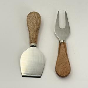 Ensemble professionnel de 2 couteaux à fromage avec manche en bois, kit trancheur et fourchette en acier inoxydable pour plateau de charcuterie - Product Image 3
