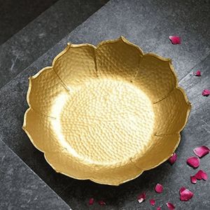 Metal Leaf Shaped <b>Decorative</b> <b>Plate</b> Green with Gold Rim Modern Design Durable Color Enamel for Food Serving - Product Image 2