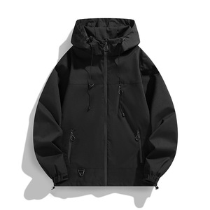 Chaqueta Impermeable Vintage para Hombre LAYENNE de Buena Calidad y Cómoda, Chaqueta de Montañismo con Logotipo Personalizable Estampado para Deporte - Product Image 3