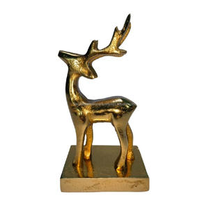 Sculpture décorative en aluminium en forme de cerf avec finition dorée pour la décoration intérieure Sculpture en métal Articles cadeaux Diwali - Product Image 2