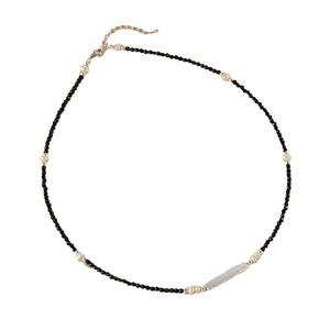 Collier baroque rétro haut de gamme en perles naturelles avec cristal noir pointu, chaîne irrégulière pour clavicule, idéal pour les pulls superposés tendance - Product Image 5