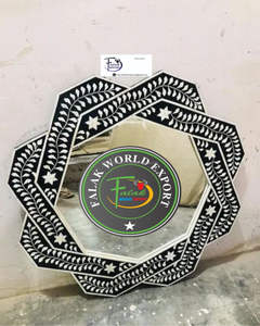 Miroir en nacre de haute qualité fait à la main au design moderne de Falak World personnalisable pour une utilisation décorative à la maison nouveauté exportée - Product Image 1