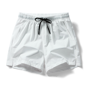 Shorts de plage pour hommes 100 % polyester, taille élastique unie, coupe ample, décontractés, séchage rapide, écologiques, pour le surf et les sports d'été - Product Image 2