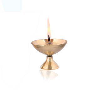 Lampe à huile Akhand Diya en laiton de qualité supérieure pour la décoration de la salle de prière et des temples, et les cadeaux du festival Diwali - Product Image 2