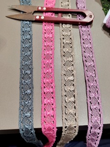 Elegante encaje de algodón con borde de encaje, ideal para vestidos, ribetes de dupatta y prendas de diseñador. - Product Image 4