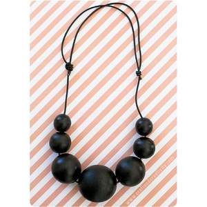 RR ENTERPRISES Collier empilable artisanal en résine et bois - Élégantes breloques de bijouterie Inde - Product Image 4