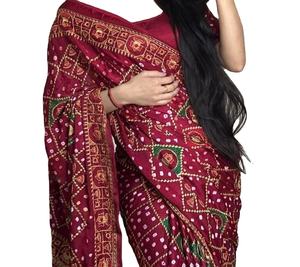 Bandhani Work Pure Gajji Soft Silk Ajrakh Lagdi Patta Heavy Sari con colección de piezas de blusa elegante para mujer - Product Image 1