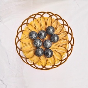 Sphère de cristal Larvikite avec reflets argentés, boule de pierre naturelle polie - Product Image 3