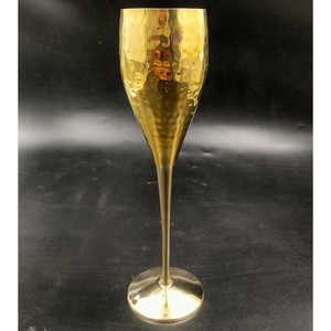Flûte à champagne en laiton artisanale, longue tige, dorée, pour usage décoratif lors de fêtes - Product Image 5