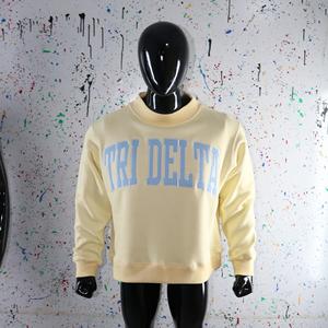 Sudadera con Capucha TRI DELTA, 100% Algodón, Apliques Bordados, Cuello Ancho, Hilos Finos para Invierno - Product Image 2