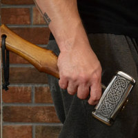 Marteau Viking en acier OEM personnalisé, fait main, en acier au carbone avec design gravé à la main, qualité industrielle, marteau multi-usages avec manche en bois