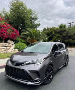 TOYOTA SIENNA XSE HÍBRIDA 2021 - Product Image 5
