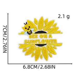 Parches Bordados Personalizados de Fábrica al por Mayor, Insignia de Cara de Lobo Termoadhesiva, Parche de Tela Bordado en 3D de Animales para Gorras, Bolsos, Chaquetas, OEM - Product Image 3