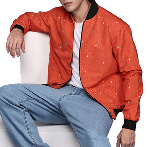 บริการ OEM พร้อมให้บริการ เสื้อแจ็คเก็ตบอมเบอร์น้ำหนักเบาสำหรับผู้ชายสำหรับฤดูหนาว คอตั้ง ผ้าแคนวาส ดีไซน์โลโก้ด้านหน้า - Product Image 4