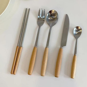 Service de table vintage de grande qualité, ensemble de couverts en acier inoxydable poli miroir, couverts occidentaux avec manches en bois - Product Image 2