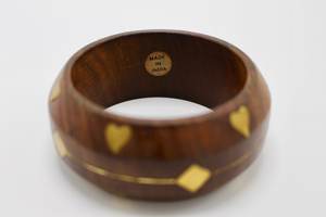 Juego de Pulseras de Madera Artificial Hechas a Mano con Detalles en Cuero Marrón, Joyería Estilo Boho para Mujer, Exportaciones del Emperadero de Artesanía de Uttar Pradesh - Product Image 3