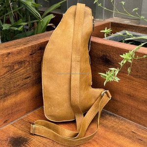 Vente en gros chaude peau de vache hommes et femmes sac de poitrine grande capacité multi-poches sac à bandoulière voyage au travail Shopping sac à bandoulière - Product Image 6