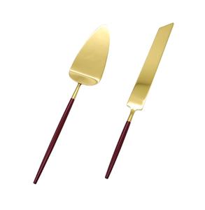 ชุดช้อนส้อมชุบทองแบบโบราณมีดเสิร์ฟและตัดเค้กที่หรูหรา - Product Image 1