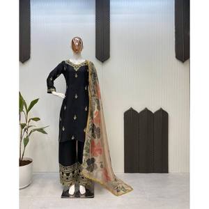 Hermoso conjunto de traje de fiesta para mujer con parte superior inferior y ropa elegante Dupatta - Product Image 2