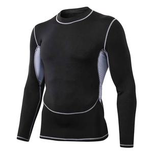 Combinaisons de fitness pour hommes avec logo personnalisé / Vente en gros de leggings de sport ajustés pour hommes avec ensembles de t-shirts - Product Image 2
