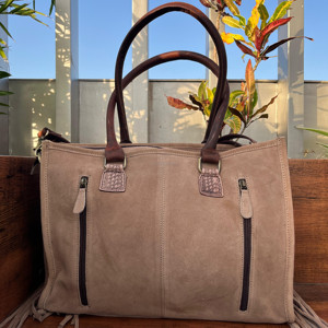 Sac fourre-tout personnalisé à franges en cuir suédé véritable pour femmes sacs à main à bandoulière en cuir de vachette dissimulés Western Carry - Product Image 4