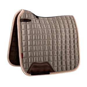 Ensemble de tapis de selle, protège-encoches, bonnet, voile et étriers pour l'équitation, personnalisable en couleurs, professionnel, lavable et de haute qualité - Product Image 4