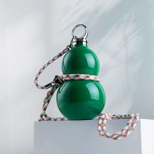 Thermos da Viaggio Verde Scuro 520ml a Forma di Zucca, Tumbler Isolato con Cannuccia, Capacità 1500ml, Tazza per Auto, Isolamento Termico 24 Ore, Confezione Bianca - Product Image 2