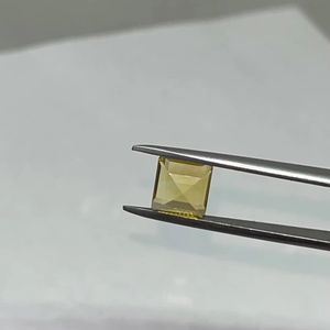 Citrine dorée naturelle de 2 mm, forme carrée, pierre précieuse de qualité supérieure pour la fabrication de bijoux - Product Image 3