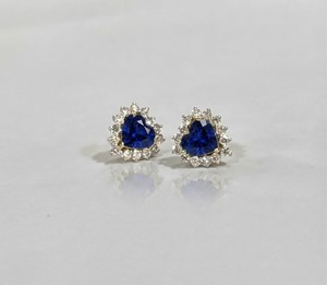 14KT Gold Fine Jewelry Certified Heart Stud <b>Earrings</b> in Natural Emerald and Natural Diamonds for wedding occasions - Product Image 4