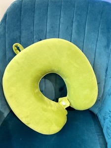 Almohada de viaje de espuma viscoelástica de Gel refrescante en forma de U de Travelsky, calidad garantizada, tamaño personalizable, función única para la comodidad - Product Image 6