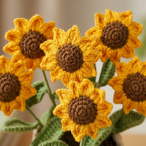 Pot de fleurs tournesol vietnamien en crochet fait main, décoration amigurumi avec fleur en fil tricoté pour la maison, le bureau, cadeau, art du papier, Vietnam - Product Image 1