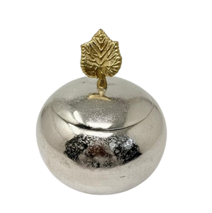 Elegante Tarro Decorativo de Metal Plateado con Tapa Dorada con Flores, Contenedor Redondo de Aluminio para Guardar Joyas, Moderno Organizador de Joyería - Product Image 1