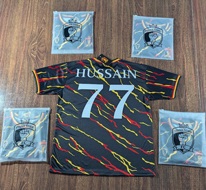 เสื้อฟุตบอลดาการ์ ฟอร์ซ ยูนิเซ็กซ์ พิมพ์ลายแบบซับลิเมชั่น แขนสั้น ระบายเหงื่อได้ดี ผลิตจากโพลีเอสเตอร์ สำหรับผู้ใหญ่ ทรงปกติ น้ำหนัก 220 กรัม ตัดเย็บแบบไร้ตะเข็บ - Product Image 4