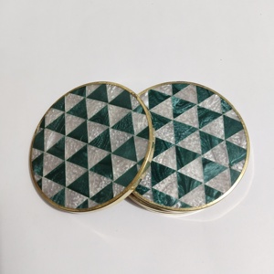 Posavasos con incrustaciones de resina Alphabets, decoración costera con temática de playa para la decoración de la Mesa de su hogar y accesorios> Tapetes y almohadillas - Product Image 4