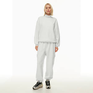 กางเกงคาร์โก้ผ้าฝ้ายสำหรับผู้หญิง ราคาส่ง รับทำโลโก้ แฟชั่นฤดูหนาว เอวสูง ลายมัดย้อม คุณภาพดีเยี่ยม มีกระเป๋าหลายช่อง - Product Image 4