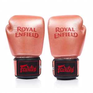 ถุงมือชกมวยหนังแท้ Fairtex สีน้ำเงินรุ่นล่าสุด แบบเต็มนิ้ว พร้อมสายรัดแบบ Hook & Loop ปรับได้ สำหรับคิกบ็อกซิ่งและศิลปะการต่อสู้ - Product Image 3