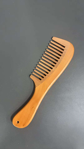 Peigne à cheveux en bois de pêche de haute qualité, artisanat naturel, logo personnalisé acceptable - Product Image 5
