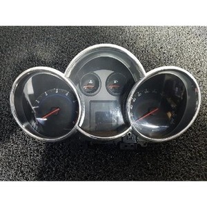 Paneles de Instrumentos Usados para Cruze 95981264 - Product Image 1