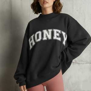 Sudadera Oversize Personalizada de Algodón Suave con Cuello Alto y Forro Polar Bordado para Mujer, Estilo Urbano, Ecológica, para Otoño - Product Image 1