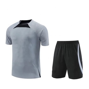 Ensemble de maillots de football personnalisés bleus pour hommes, col en V, manches courtes, sublimation, évacuation de l'humidité, coupe classique, toutes saisons, adulte 2027 - Product Image 2